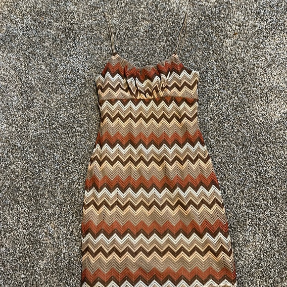 No Comment Dresses & Skirts - NWT No Comment Brand Zig Zag Design Dress Size Medium